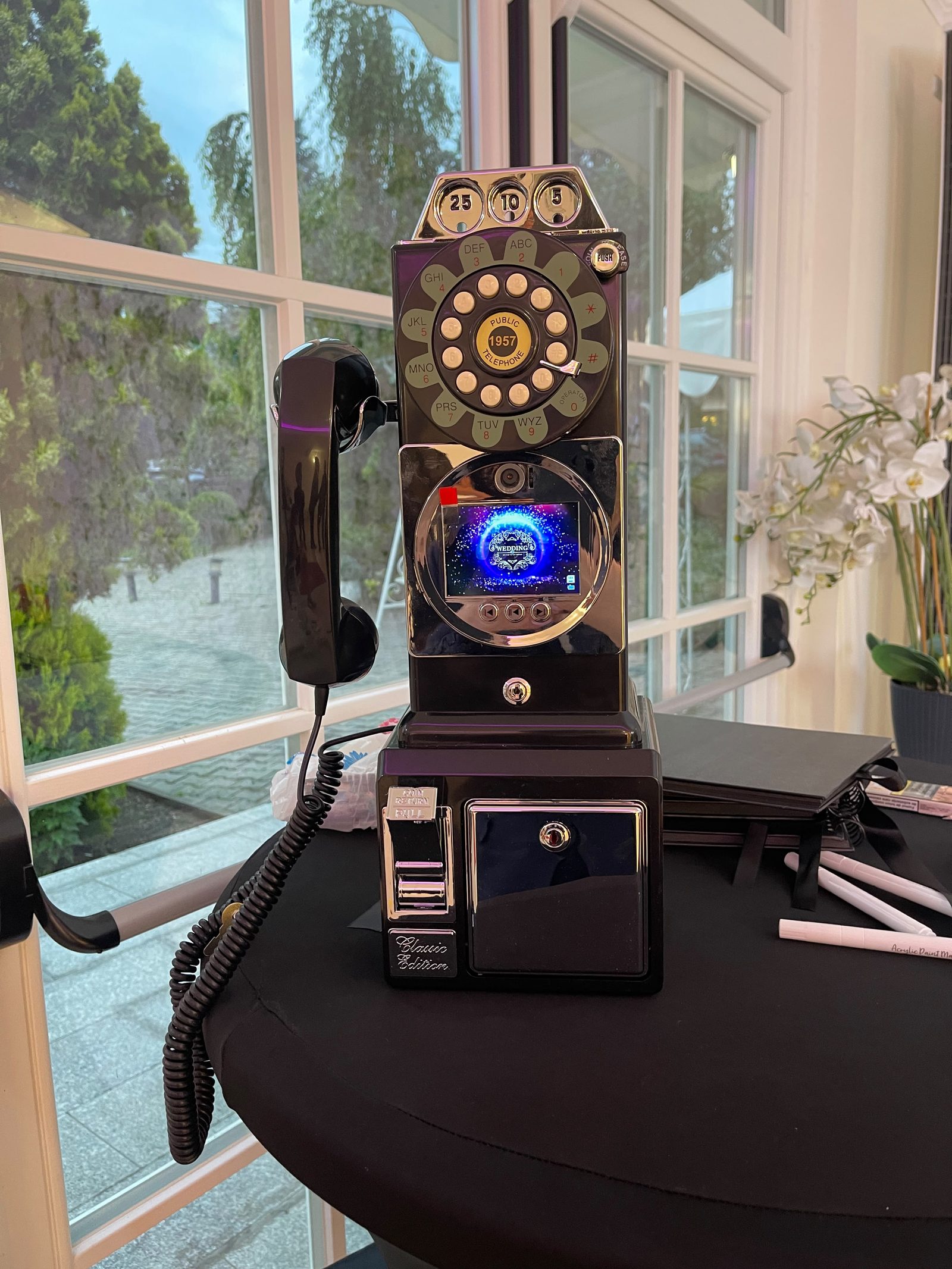 Telefon vintage audio guestbook la nuntă — Smiling Event